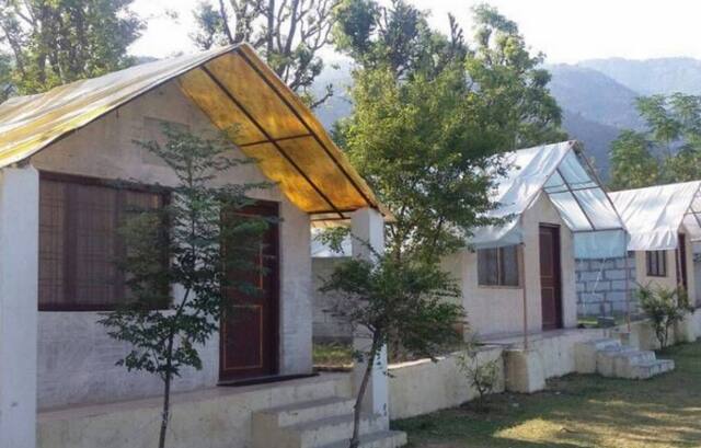 Abhinandan Resort, Mussoorie 1